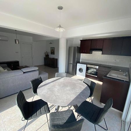 Cosy Apartment In Kato Paphos With Pool Access 外观 照片